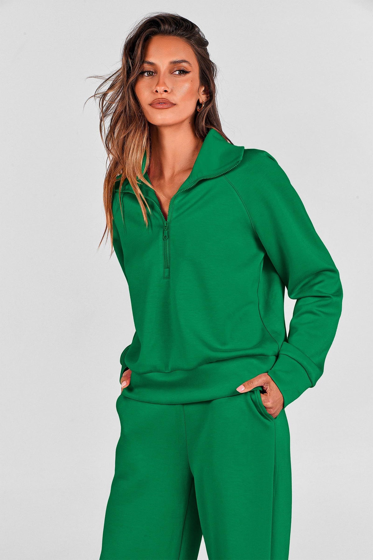 Women’s 2-Piece Casual Tracksuit – Perfect for Daily Errands, Lounging & Active Days, S (Green)