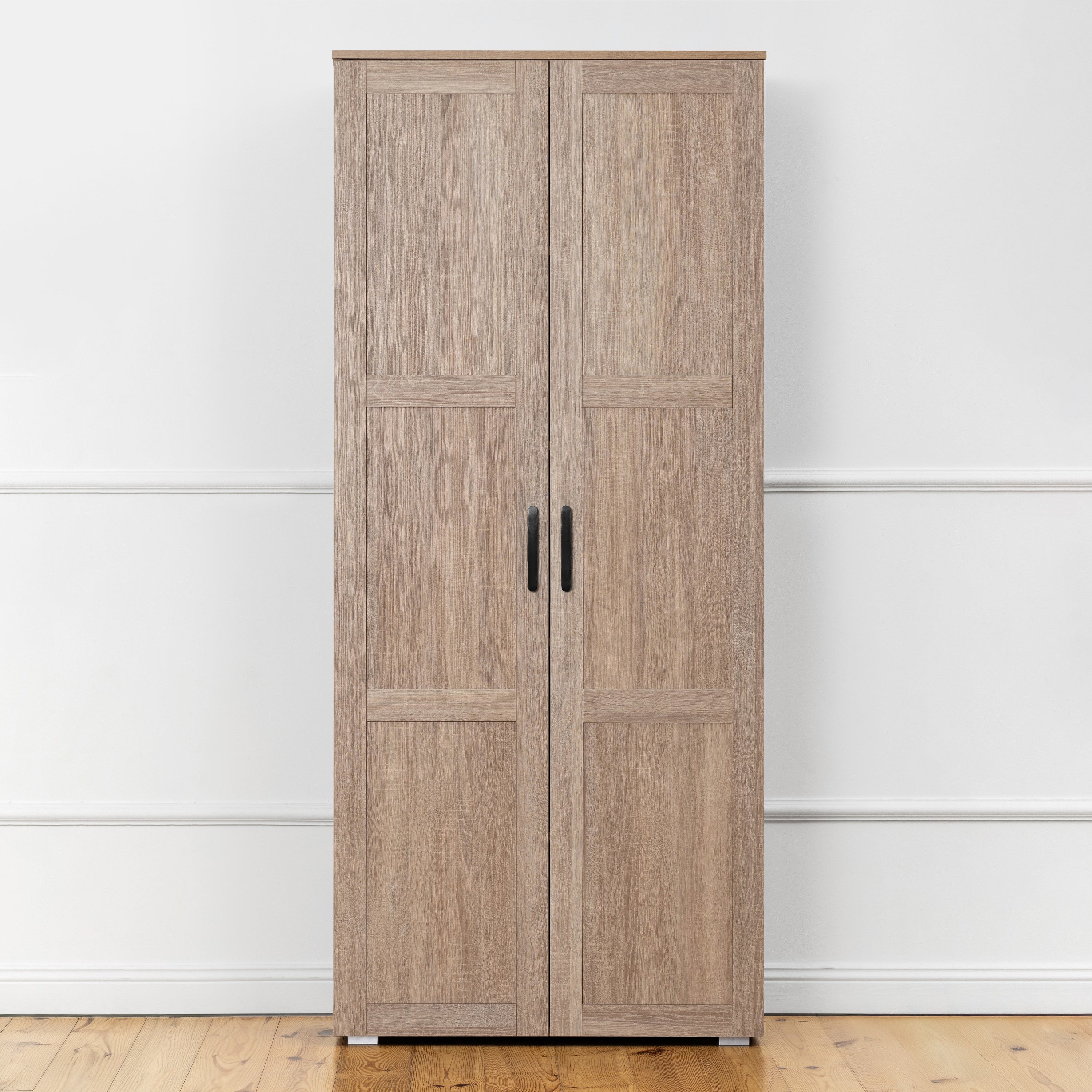 STOCKHOLM STORAGE CUPBOARD HAMPTONS - NATURAL OAK - OVAL BLACK