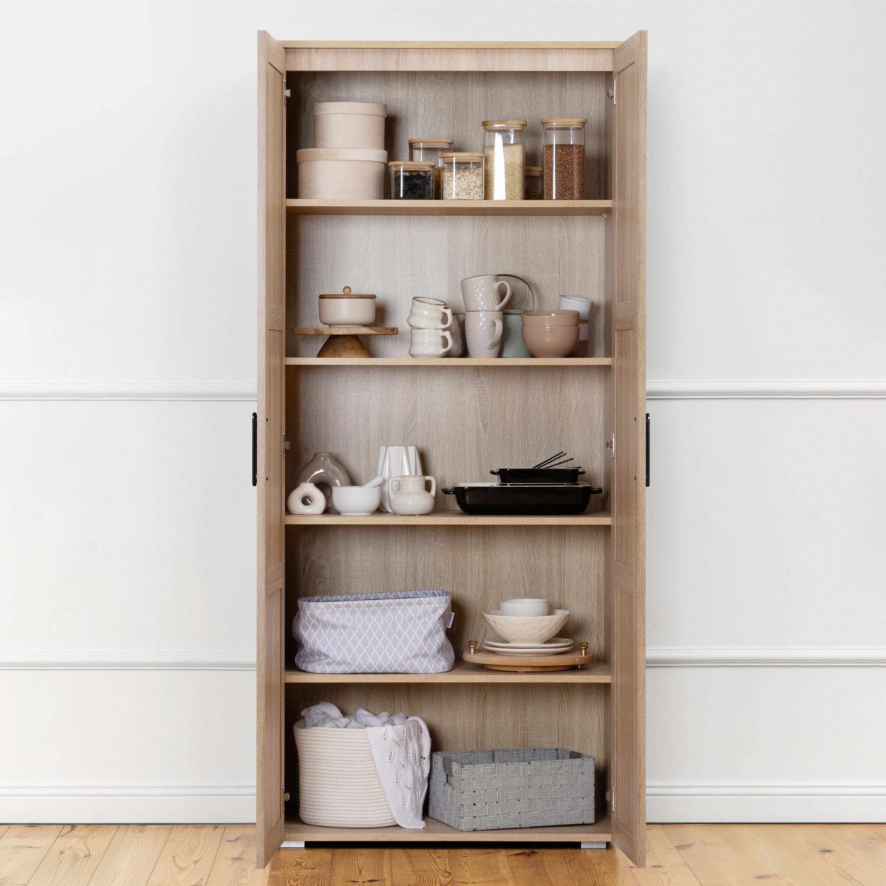 STOCKHOLM STORAGE CUPBOARD HAMPTONS - NATURAL OAK - OVAL BLACK