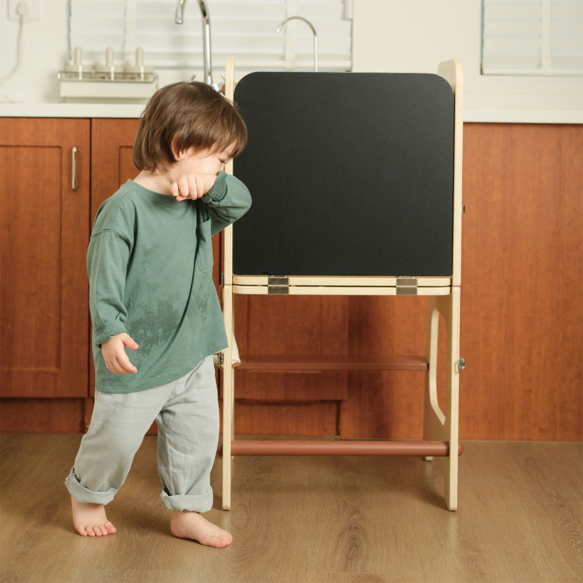 Classic World Convertible Helper Tower-table