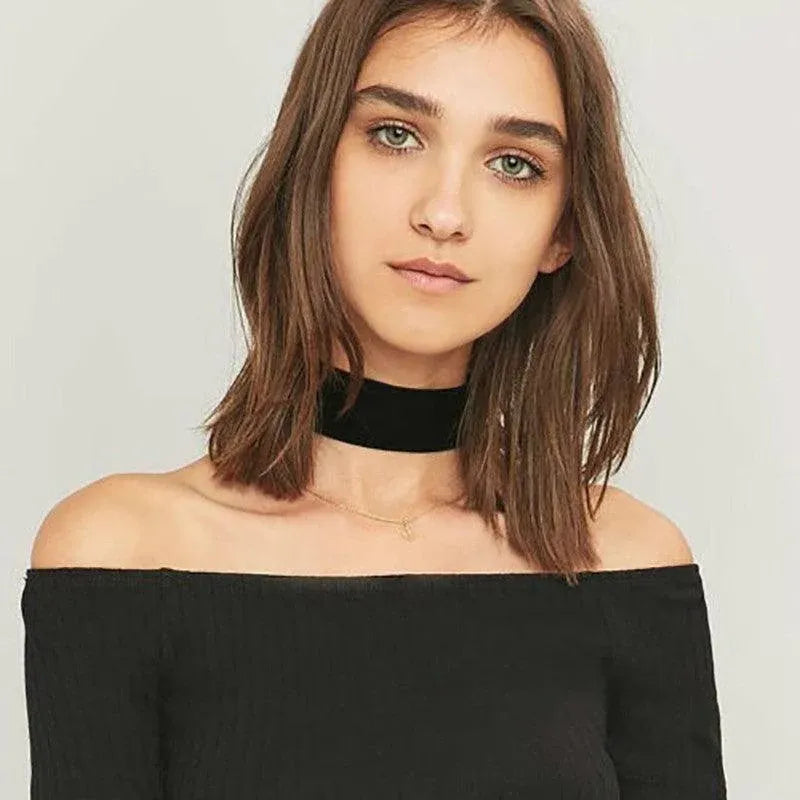 Black Velvet Choker Necklace - Perfect For The 90S Grunge Look