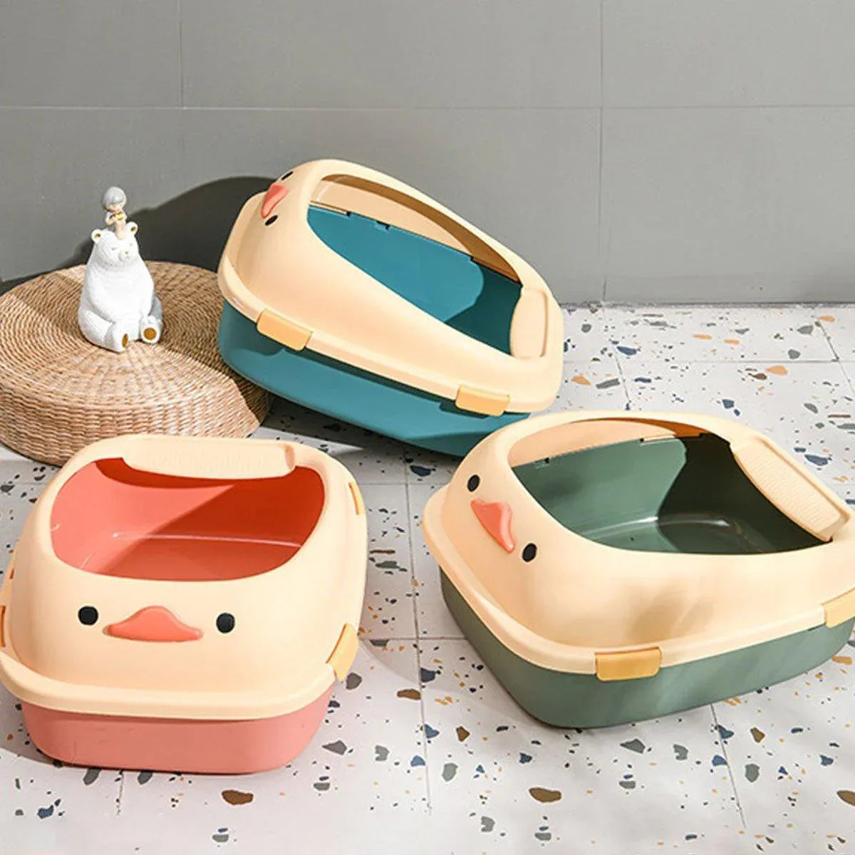 Large Cat Litter Box Semi Enclosed Anti Splash Durable Plastic Open Circulation - Pink