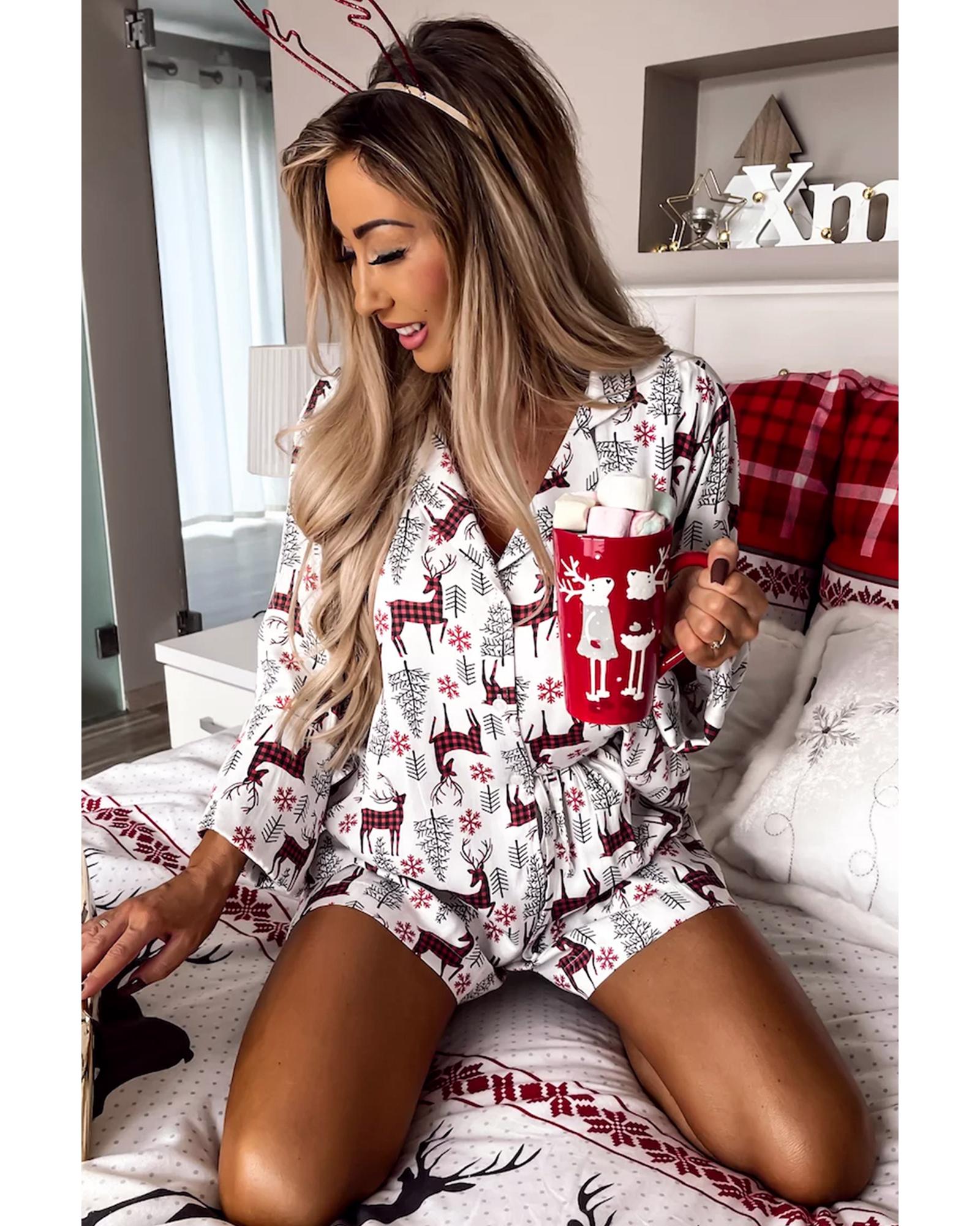 White Christmas Deer Printed Shirt and Shorts Lounge Set - M