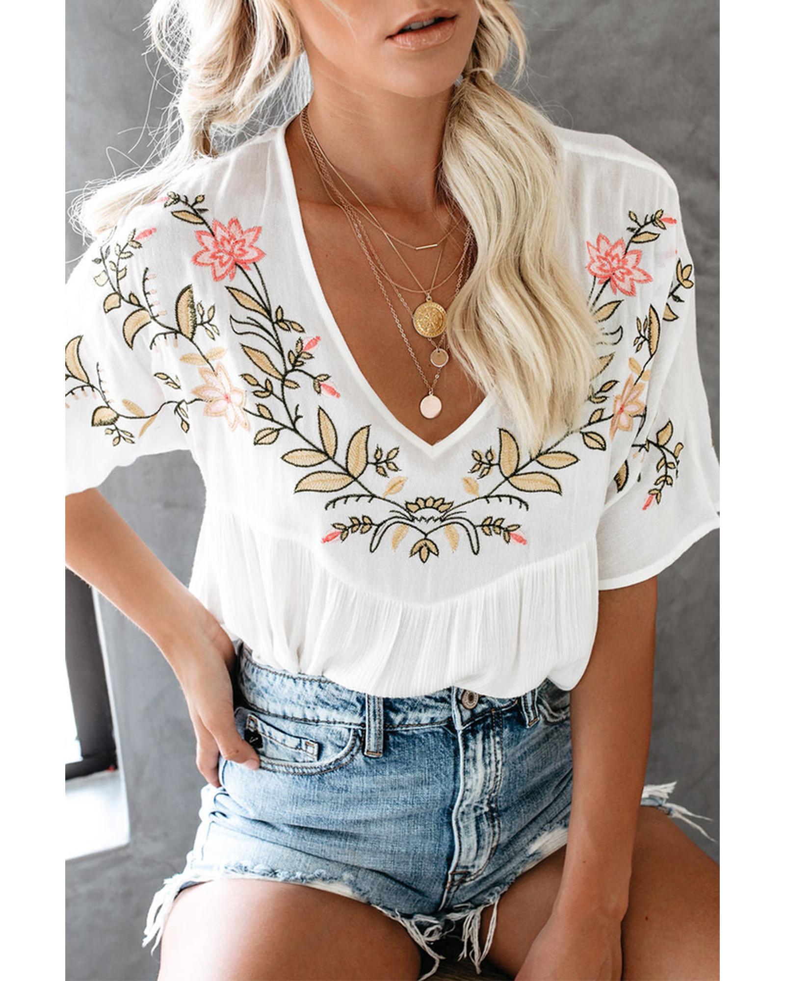 Azura Exchange Embroidered V Neck Crinkle Babydoll Blouse - M