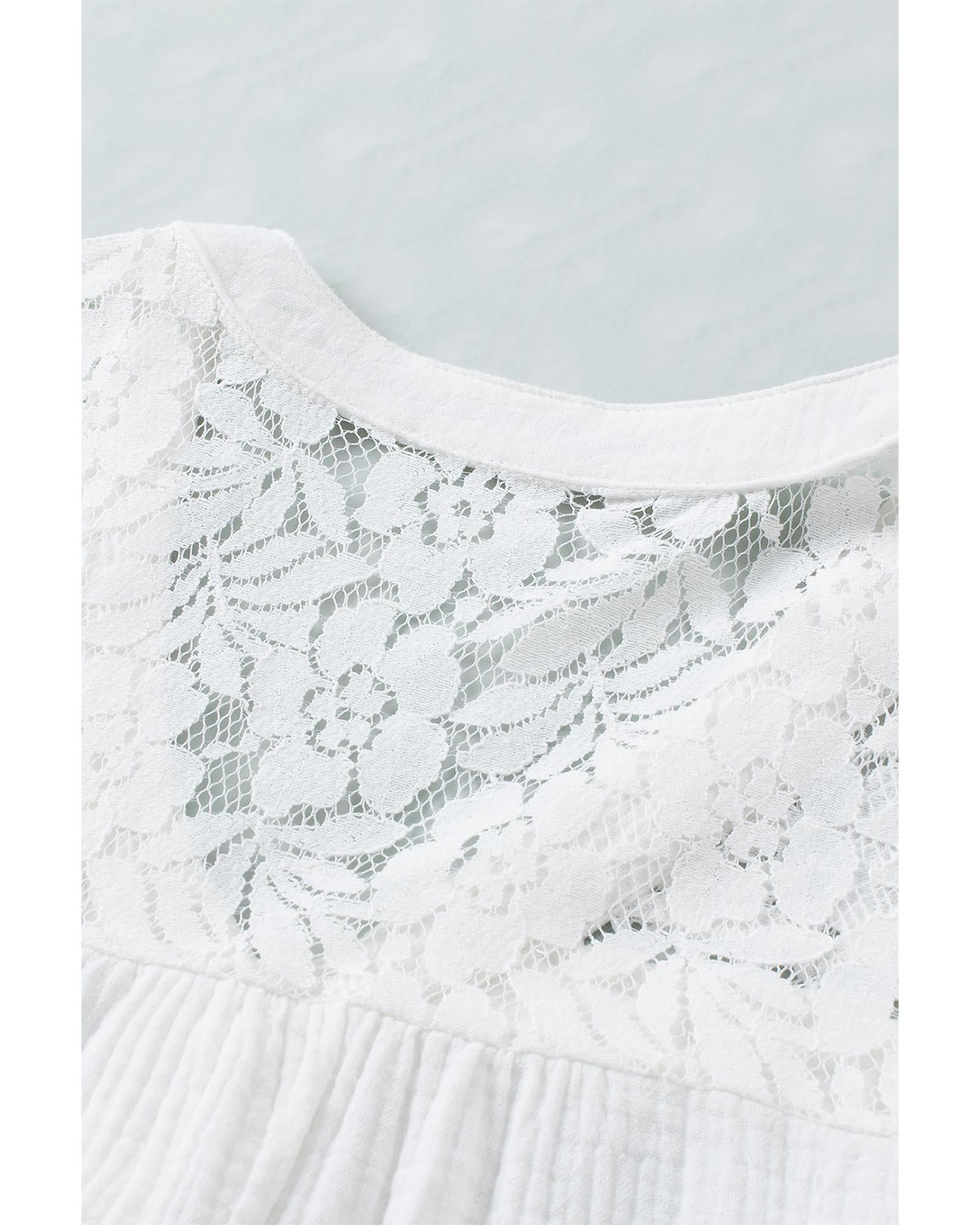 Azura Exchange Textured Sleeveless Shirt with Floral Lace Crochet - XL