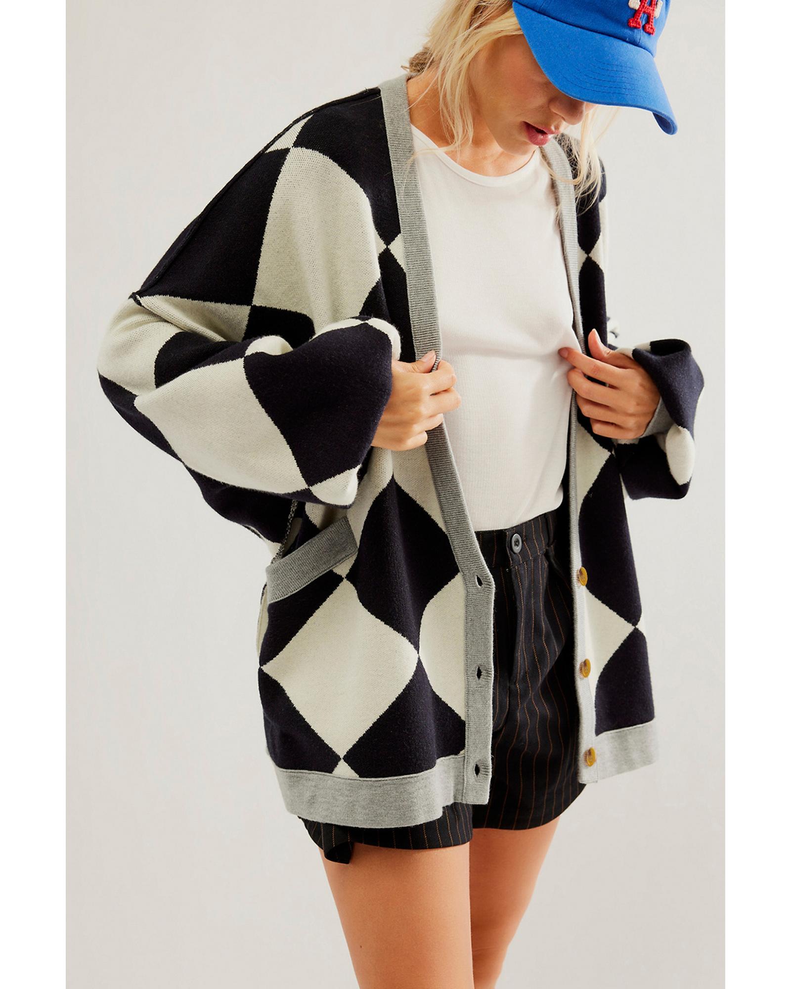 Black Colorblock Drop Shoulder Buttoned Loose Cardigan - M