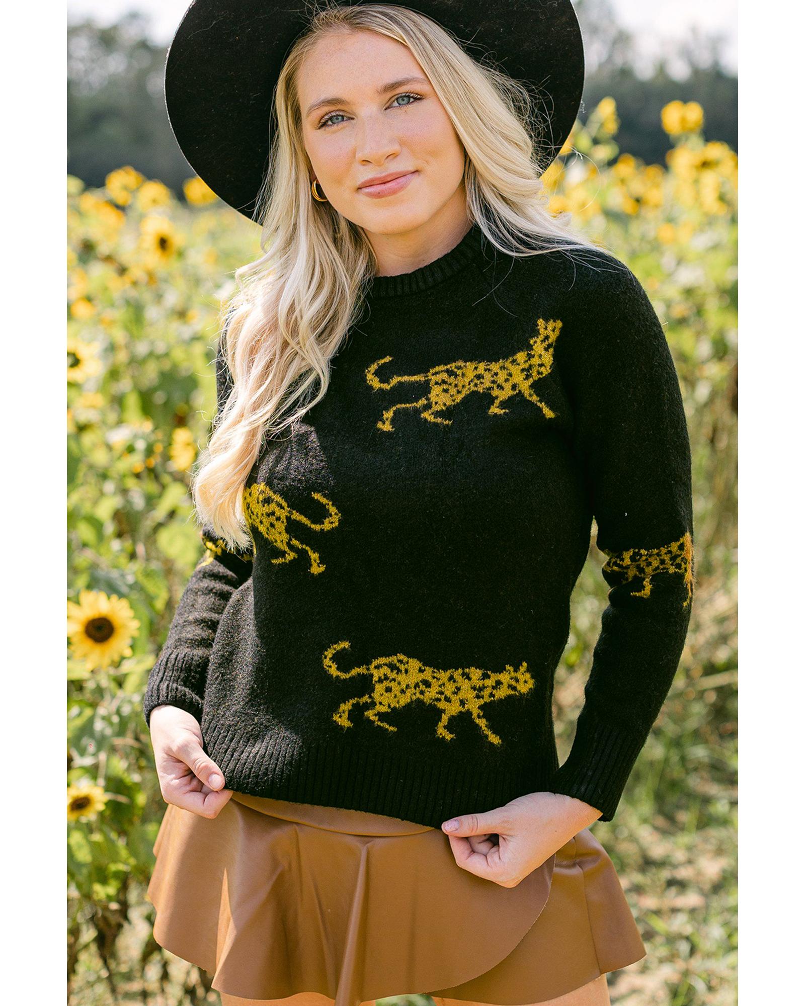 Black Cheetah Pattern Knit Round Neck Sweater - M