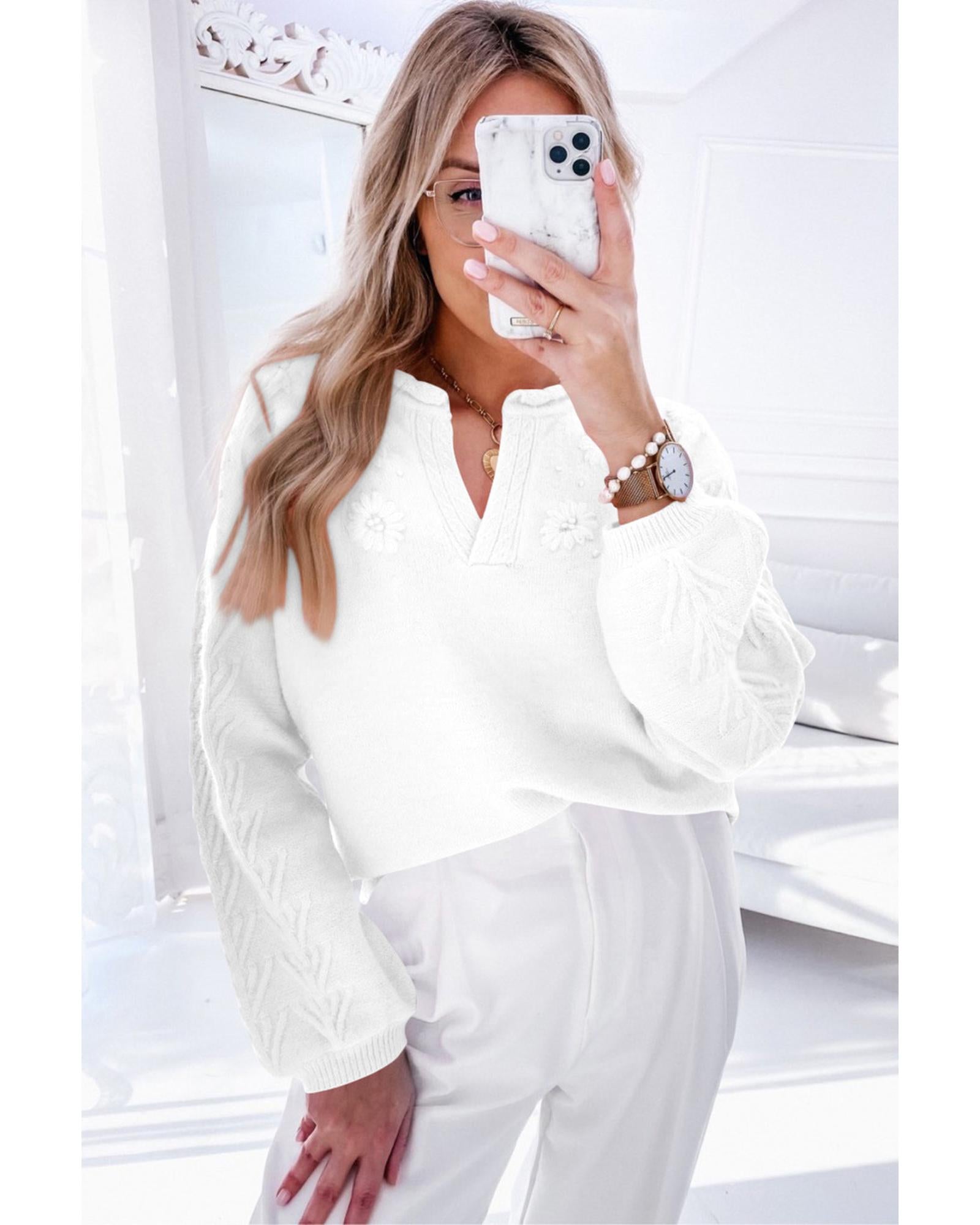 White Flower Detail Knitted Notched Neck Sweater - S
