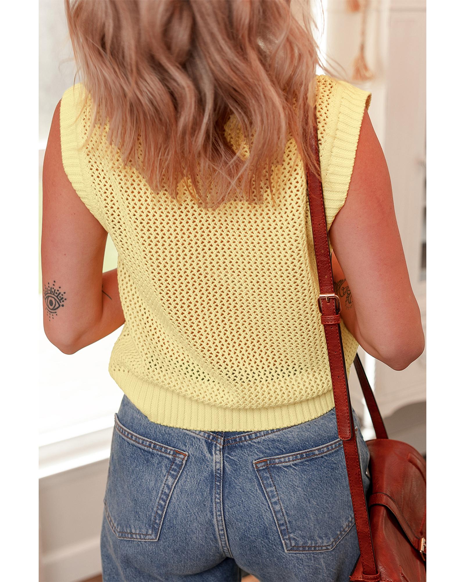 Yellow Solid Color Hollowed Knit Round Neck Sweater Vest - L