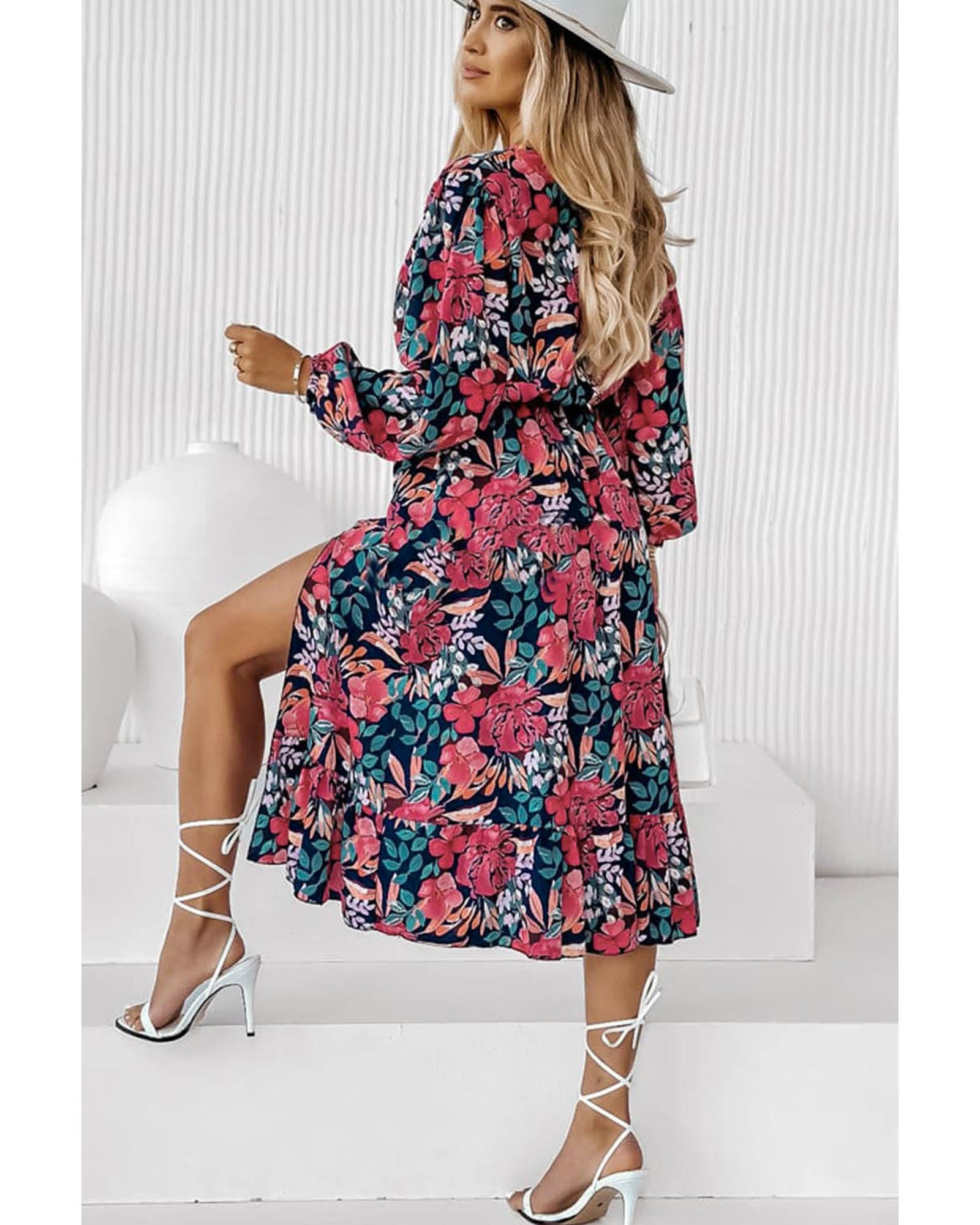 Azura Exchange Red V Neck Elastic High Waist Split Floral Dress - M