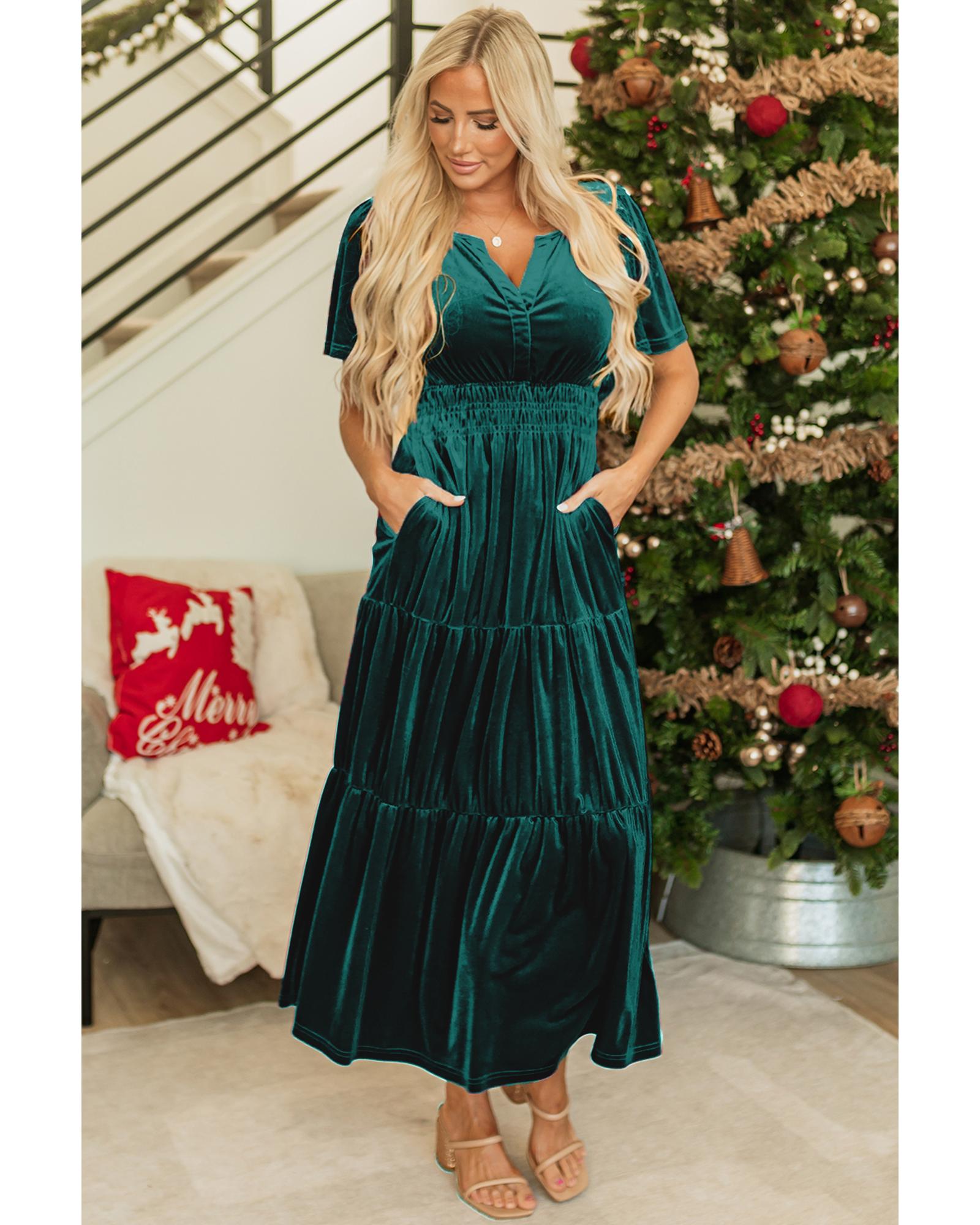 Evergreen Velvet Short Sleeve Shirred Waist Tiered Maxi Dress - M