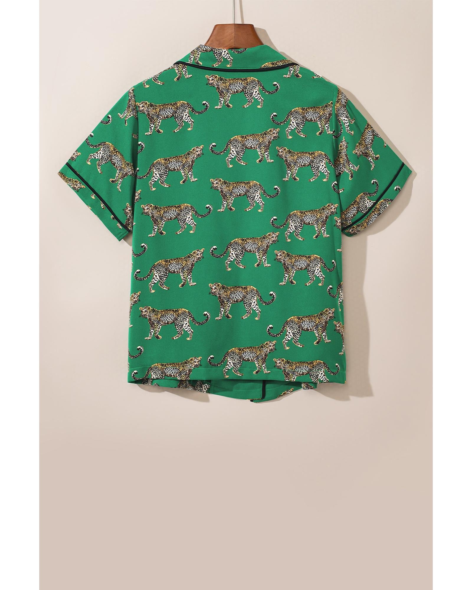 Green Cheetah Print Short Sleeve Shirt and Pants Pajama Set - L