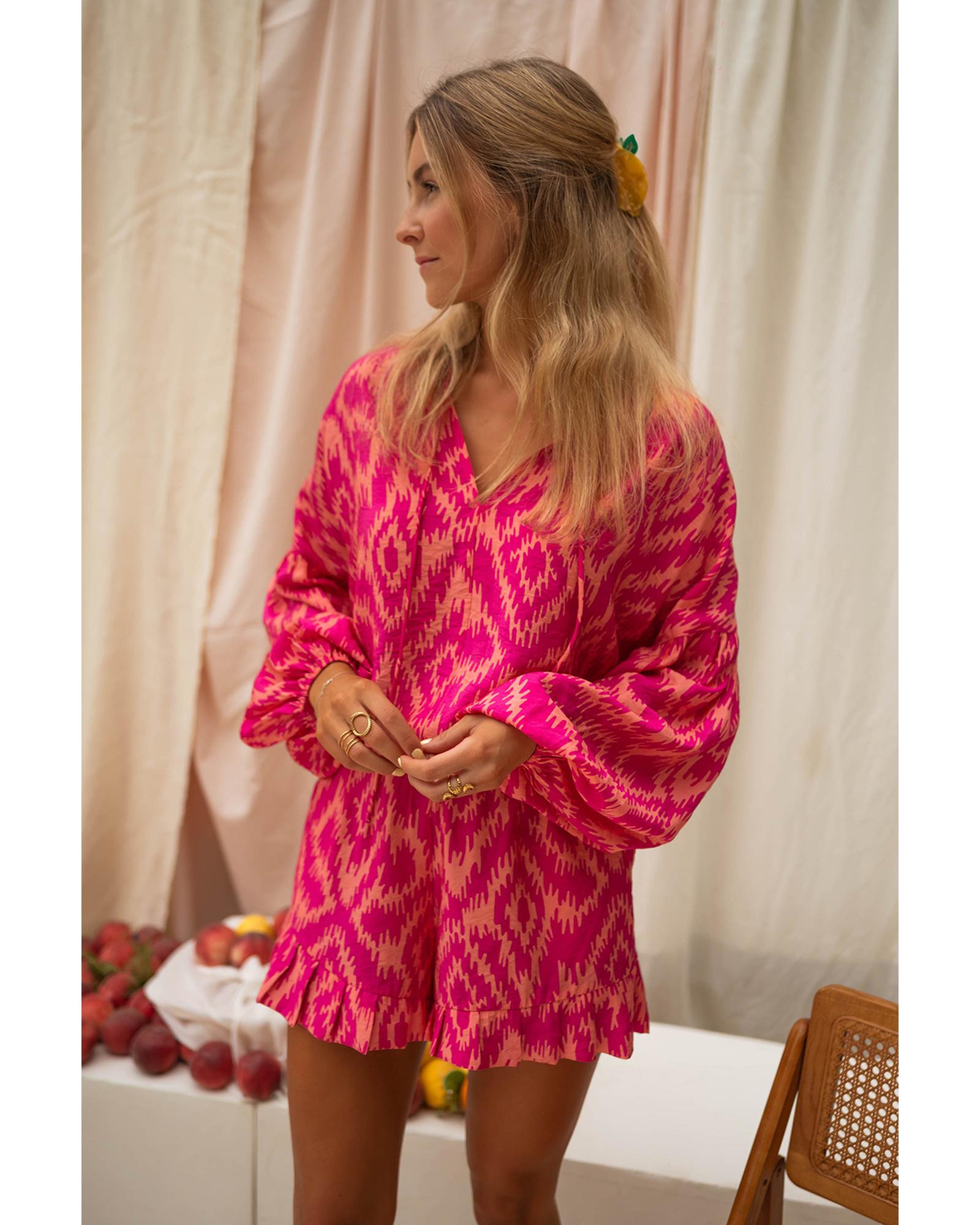 Rose Western Aztec Geometric Print Top and Ruffled Shorts Set - L
