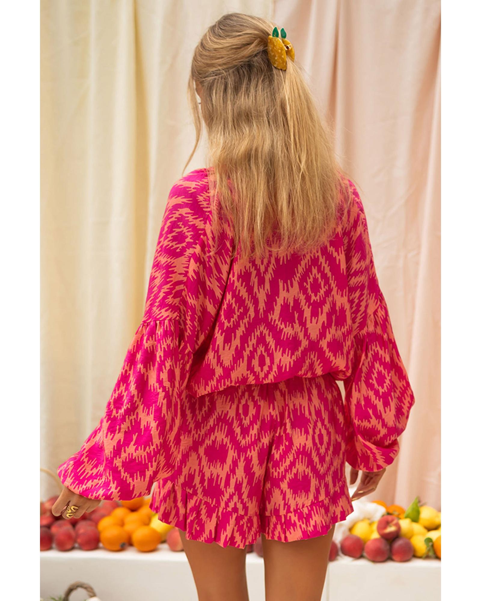 Rose Western Aztec Geometric Print Top and Ruffled Shorts Set - M