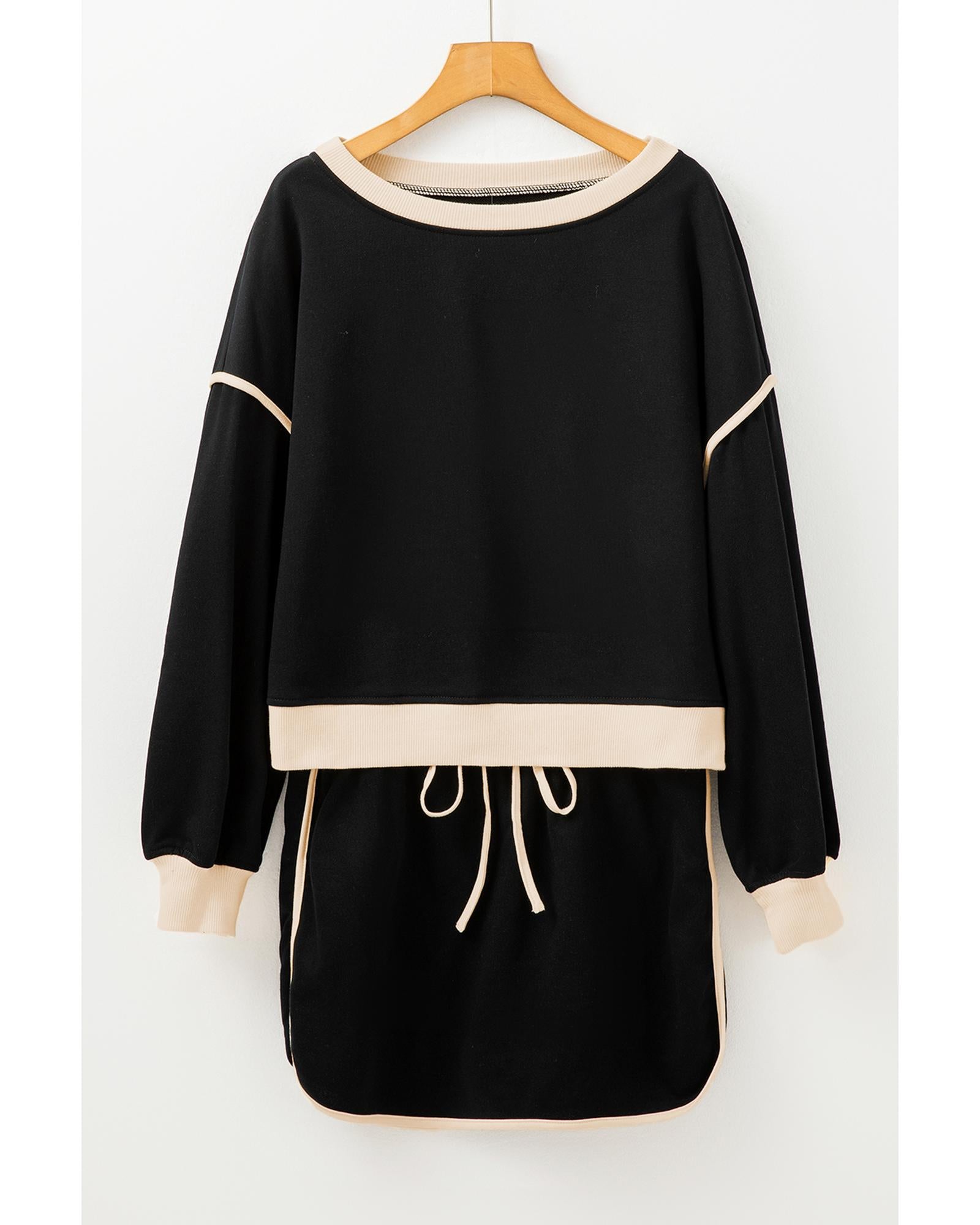 Black Color Contrast Loose Pullover and Lace-up Waist Skort Set - M