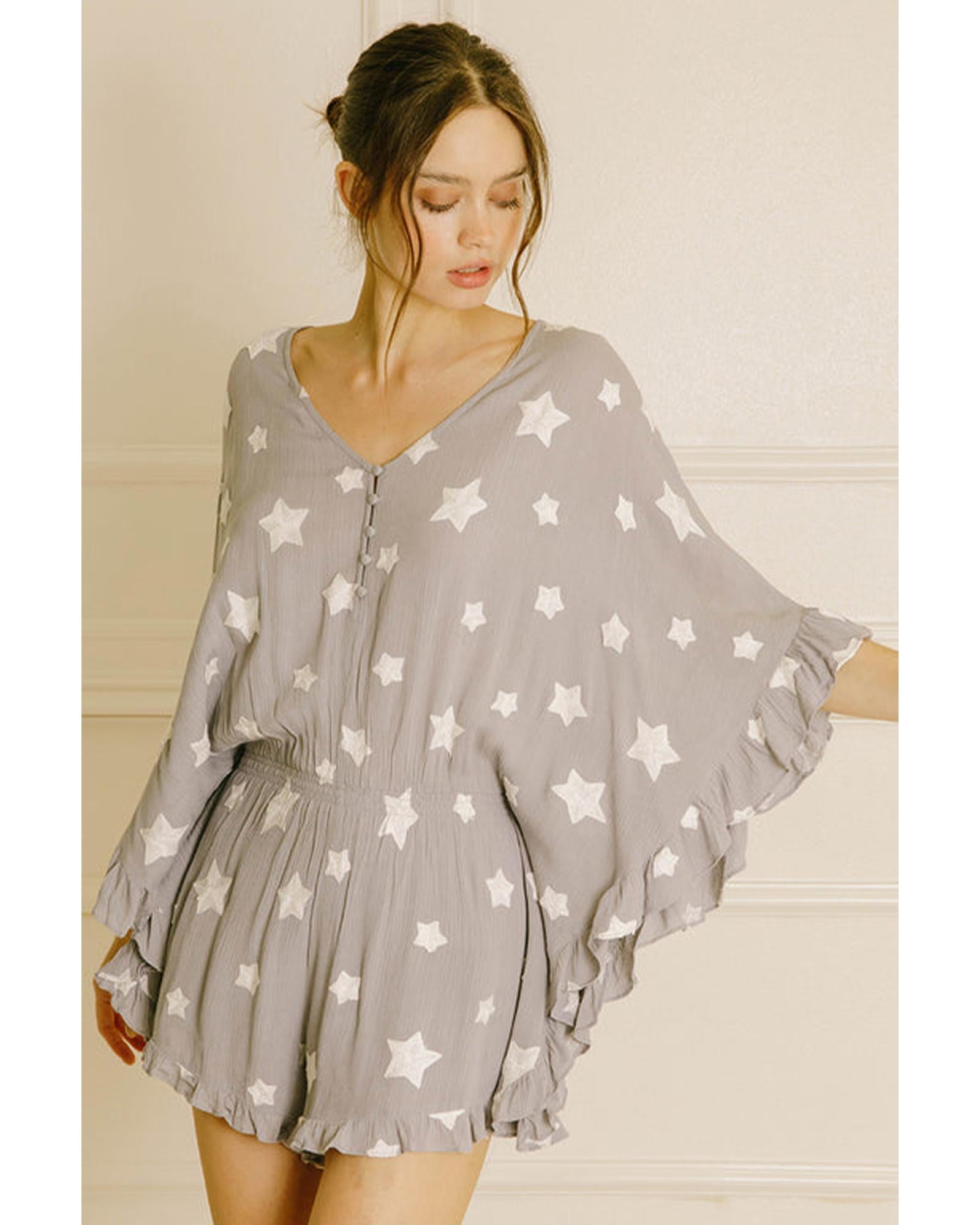 Gray Star Print Crinkle Textured Kimono Ruffle Sleeve Romper - L