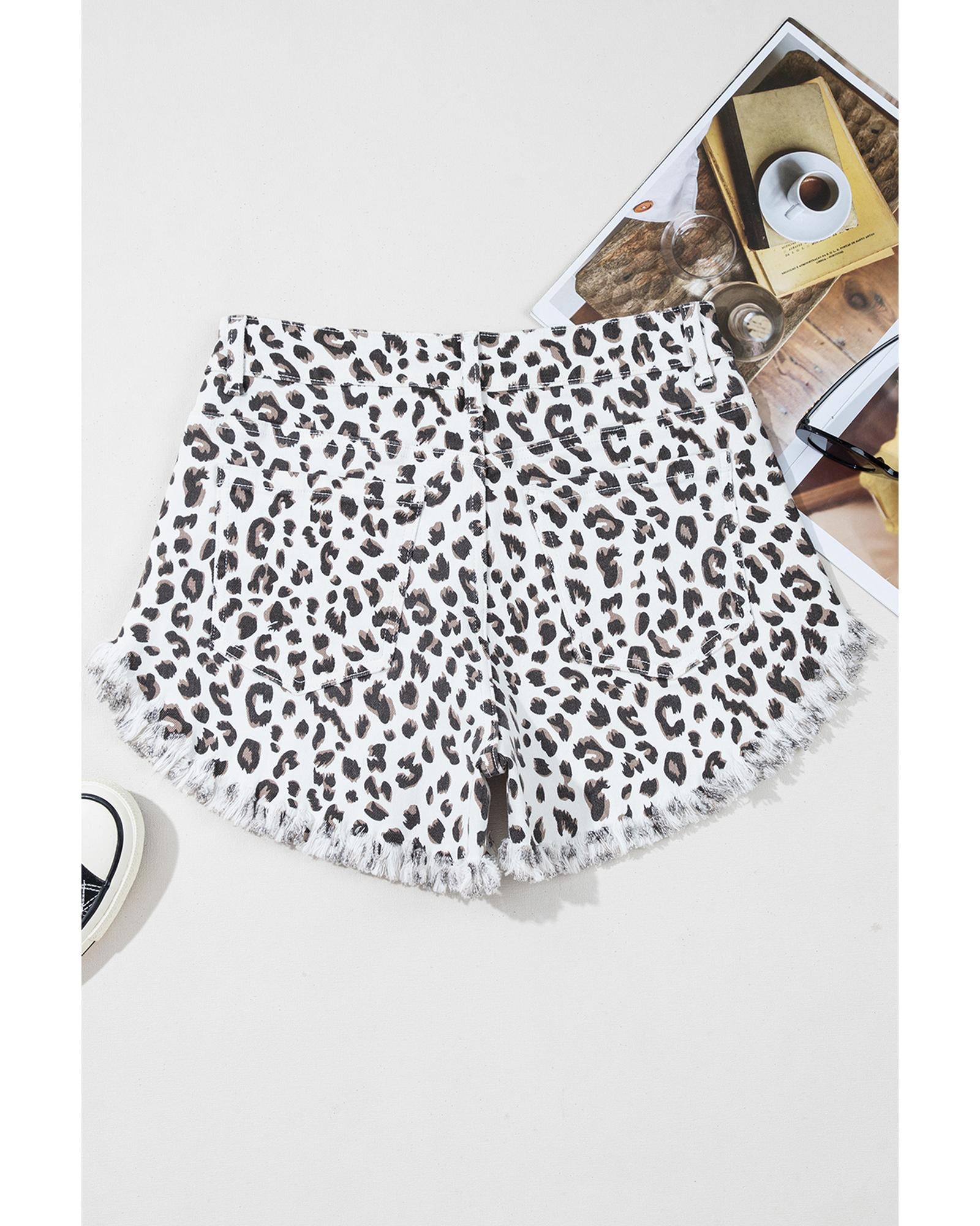 White Leopard Frayed Hem Denim Shorts - 4 US