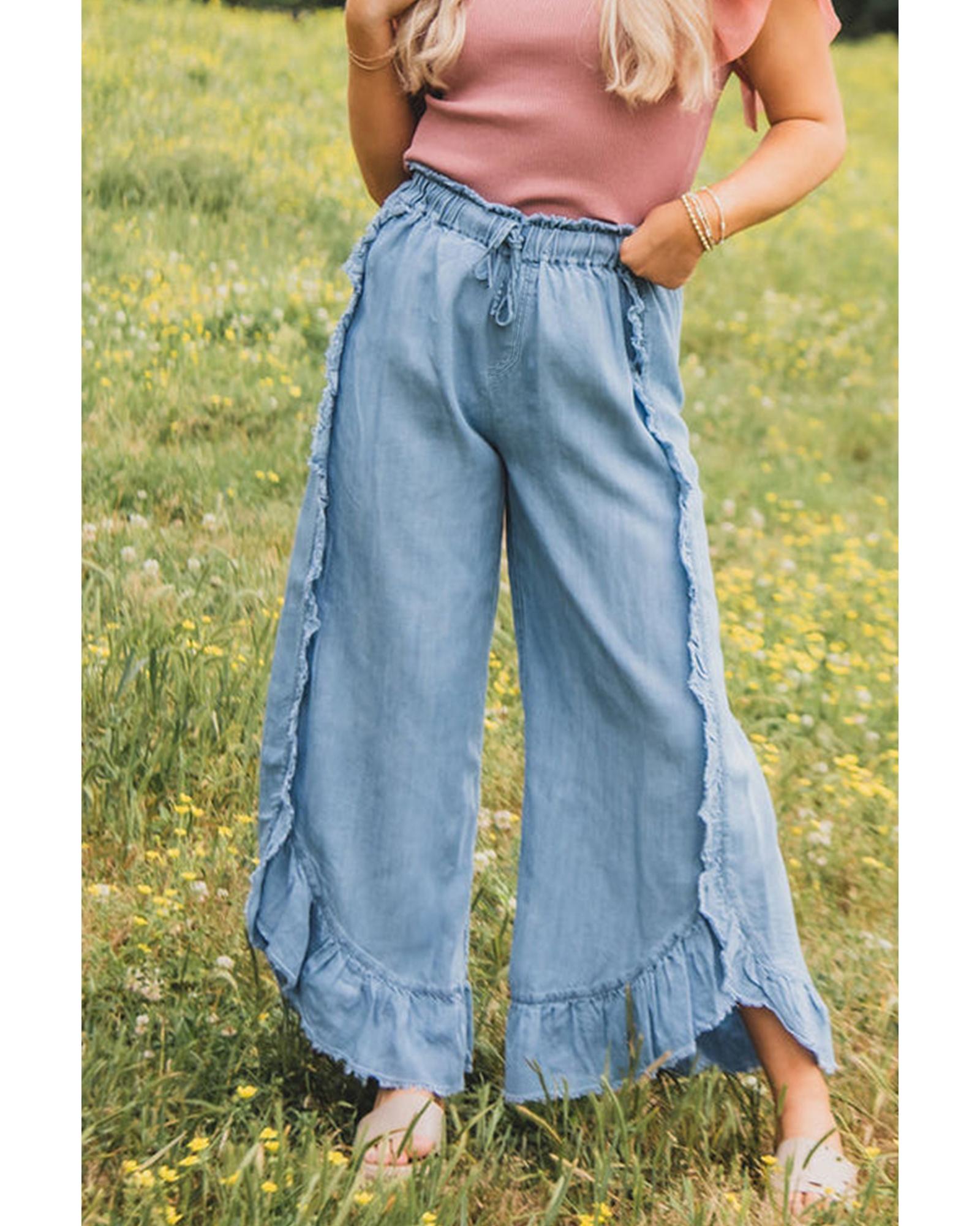 Myosotis Light Wash Raw Hem Ruffled Wide Leg Jeans - 16 US