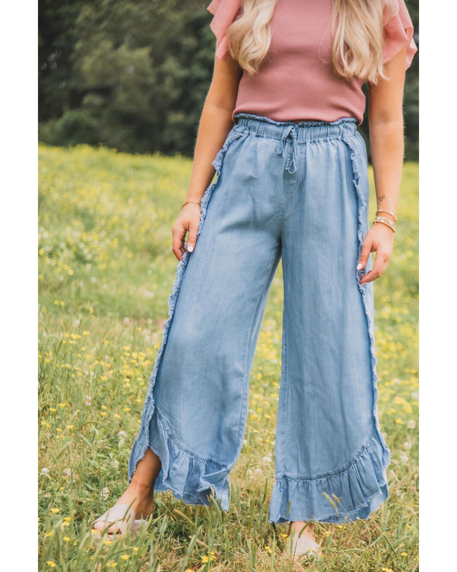 Myosotis Light Wash Raw Hem Ruffled Wide Leg Jeans - 16 US