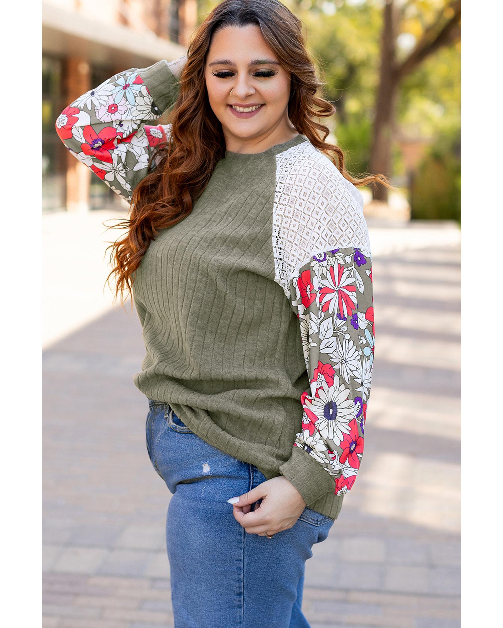 Vineyard Green Plus Size Textured Floral Patchwork Raglan Sleeve Blouse - 2X
