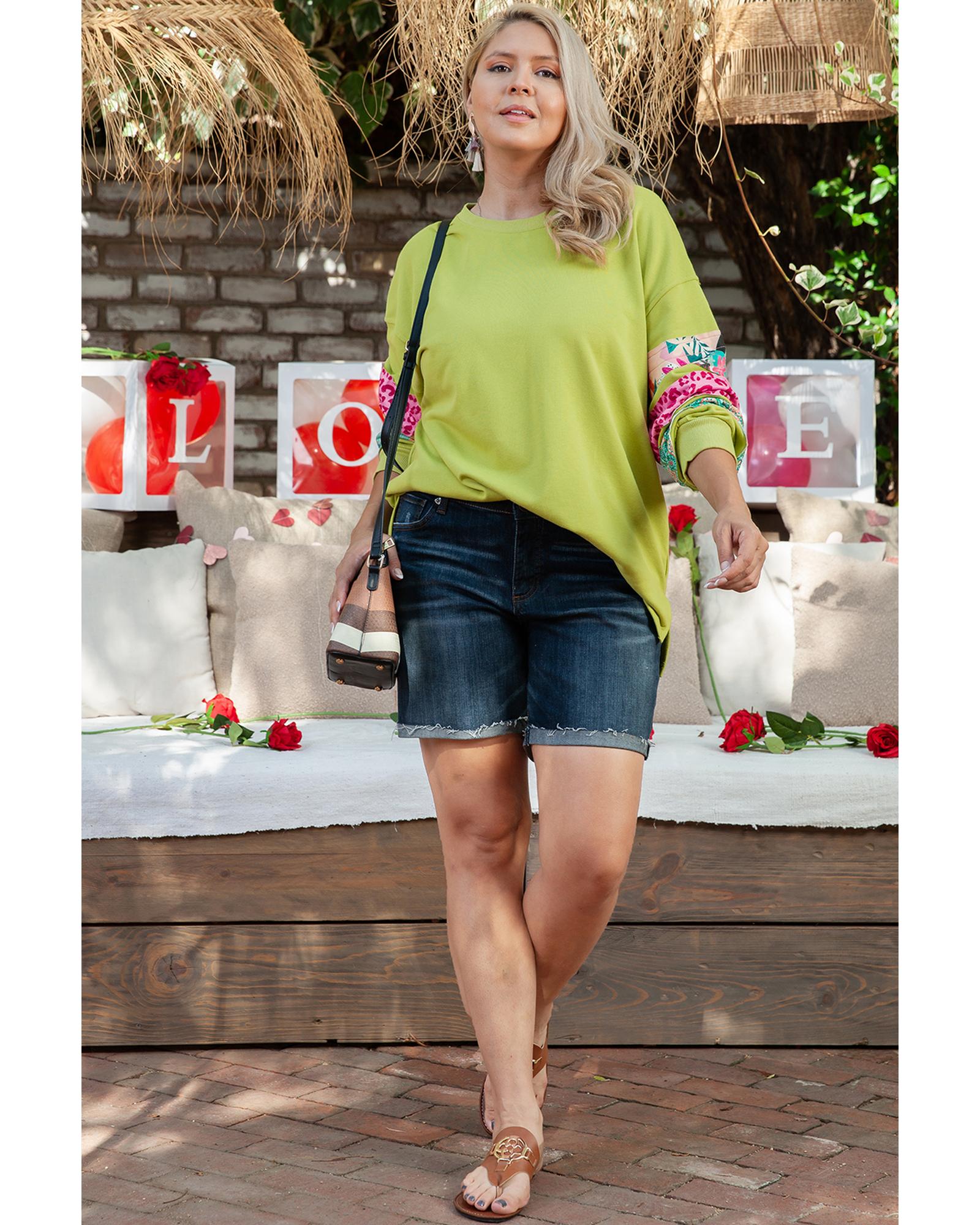 Green Plus Size Printed Patchwork Sleeve Split Sweatshirt - 3X