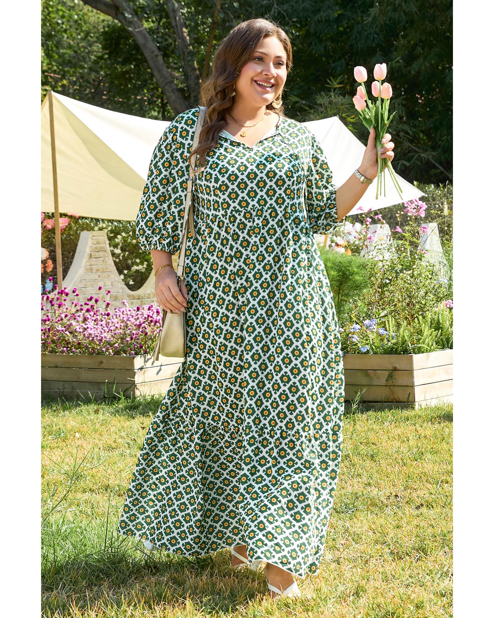 Green Geometric Floral Print Half Sleeve Plus Size Maxi Dress - 1X