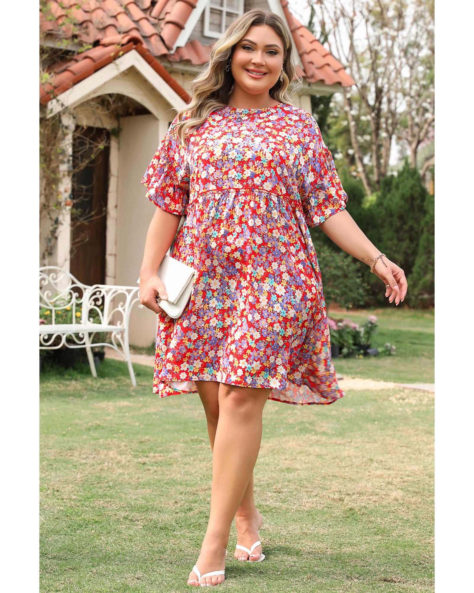 Red Dainty Flower Printed Plus Size Short Sleeve Shift Dress - 3X