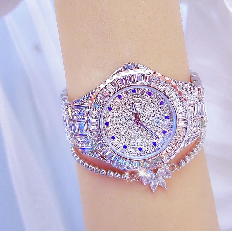 Diamond-inlaid Women Chain Watch - Elegant Jewelry - Silver