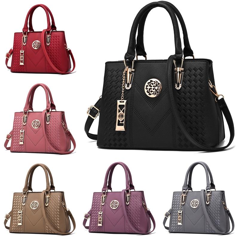 Women Leather Messenger Handbag - Stylish and Functional - Red