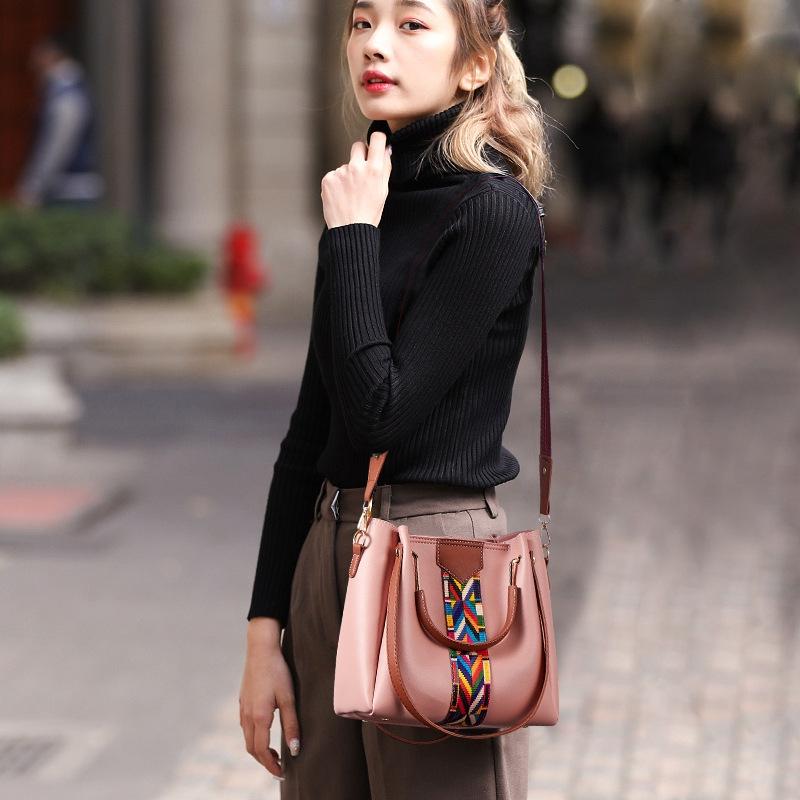 Versatile 4-in-1 Messenger Bag for Women - Fashionable & Spacious - Pink