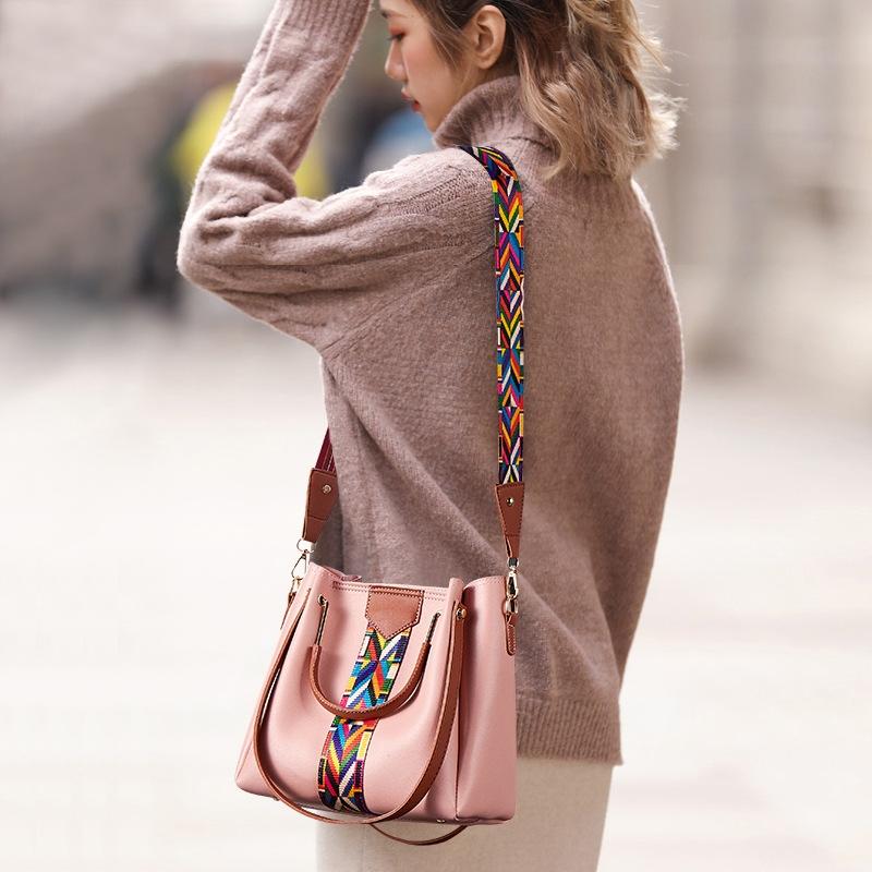 Versatile 4-in-1 Messenger Bag for Women - Fashionable & Spacious - Pink