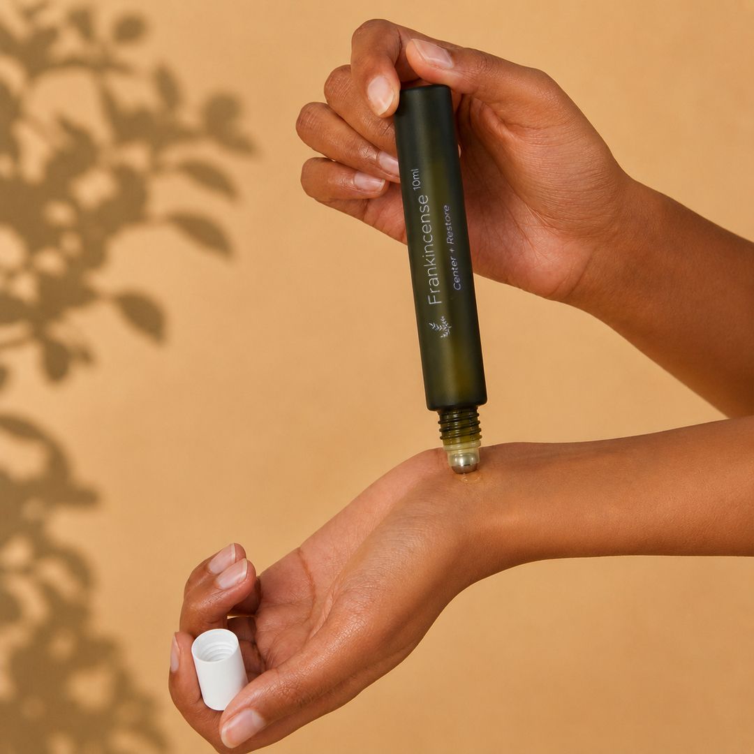 Frankincense Essential Oil Roll-on — Deep Grounding Ritual for Presence, Meditation & Emotional Stability