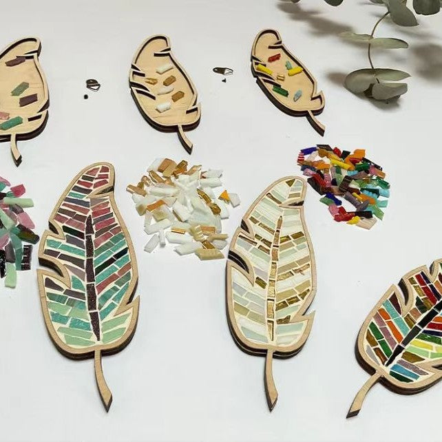Red-green DIY Mosaic Craft Kit - Wooden Feather Art Set for Kids and Adults