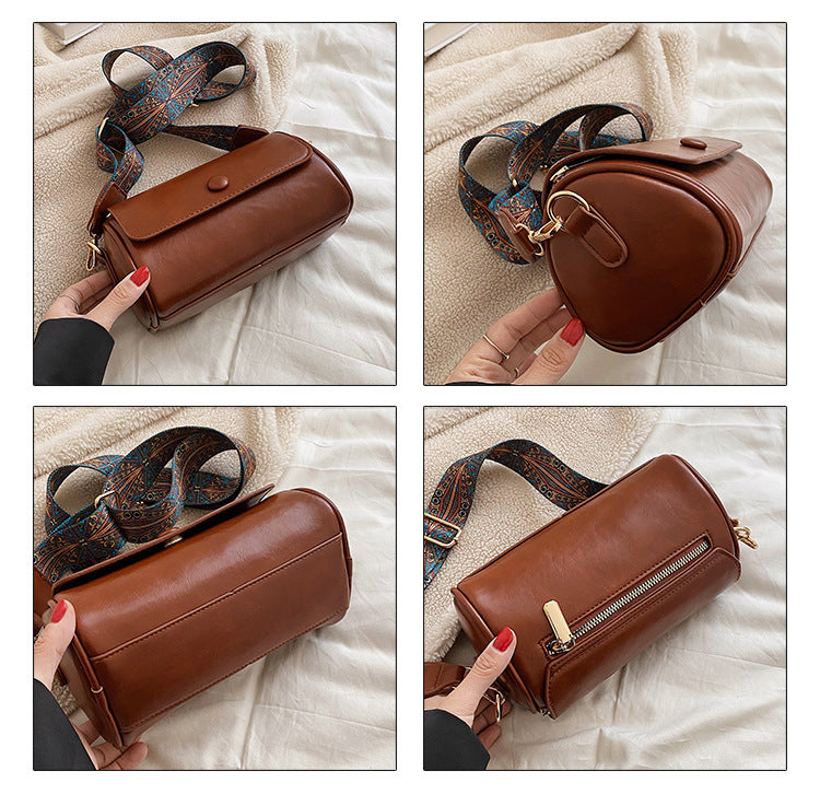 Beige Vintage PU Leather Shoulder Bag with Adjustable Strap - Compact and Stylish