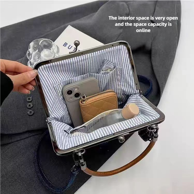 Blue Handmade Denim Patchwork Small Crossbody Bag – Women’s Shoulder & Handbag with Vintage Style