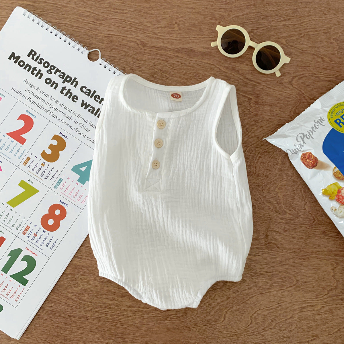 70cm White Sleeveless Bubble Cotton Baby Romper - Soft Newborn Onesie for Boys and Girls, 0-2 Years