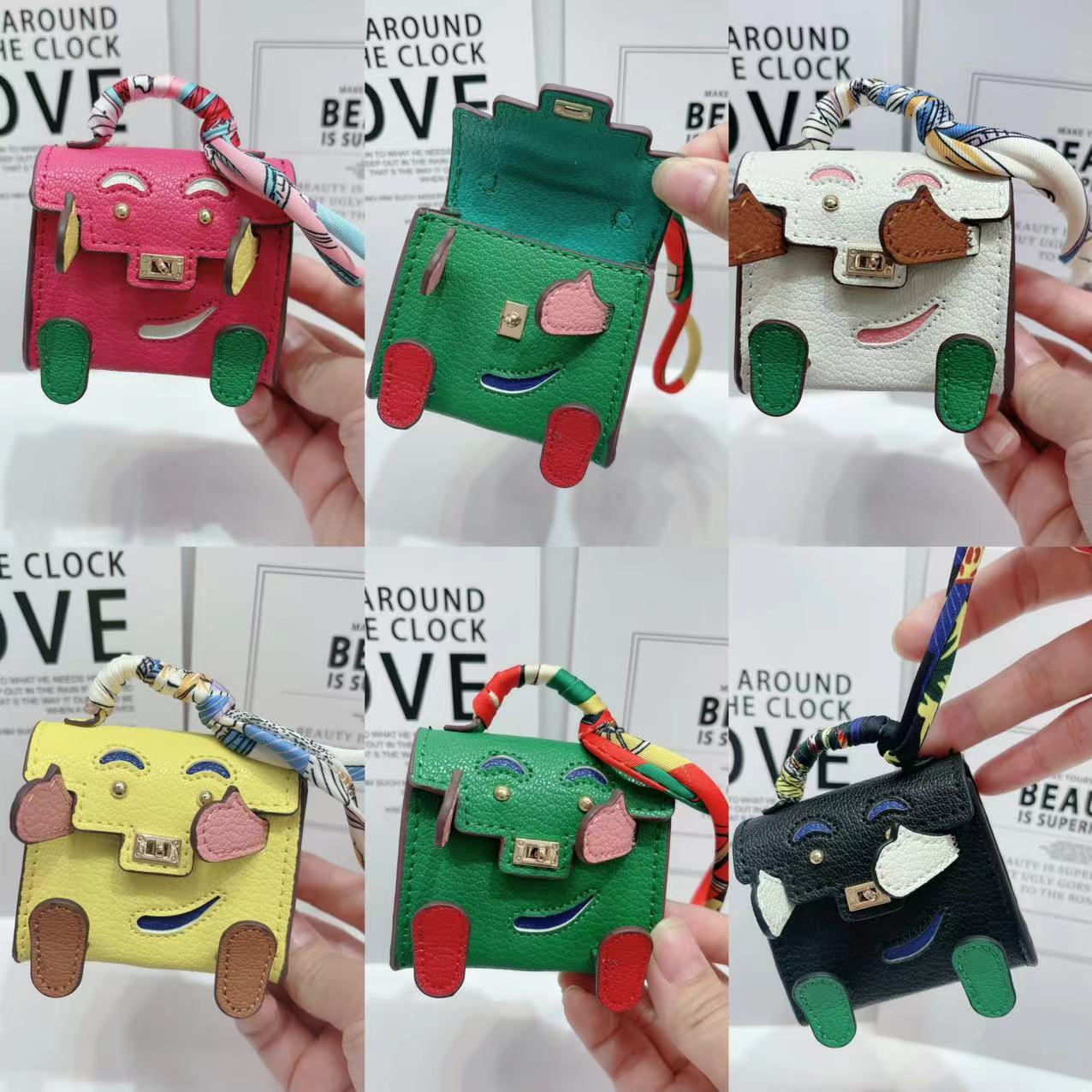 Red Mini Bag Earphone Case - Stylish Keychain Pouch for Headphones