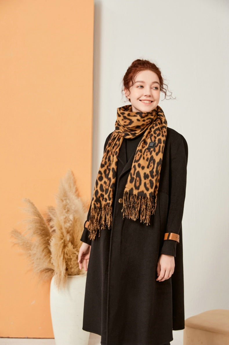 Leopard Print With Brown Background Heated Scarf - Electric Warming Scarf, Winter Outdoor Essential (Without power bank)