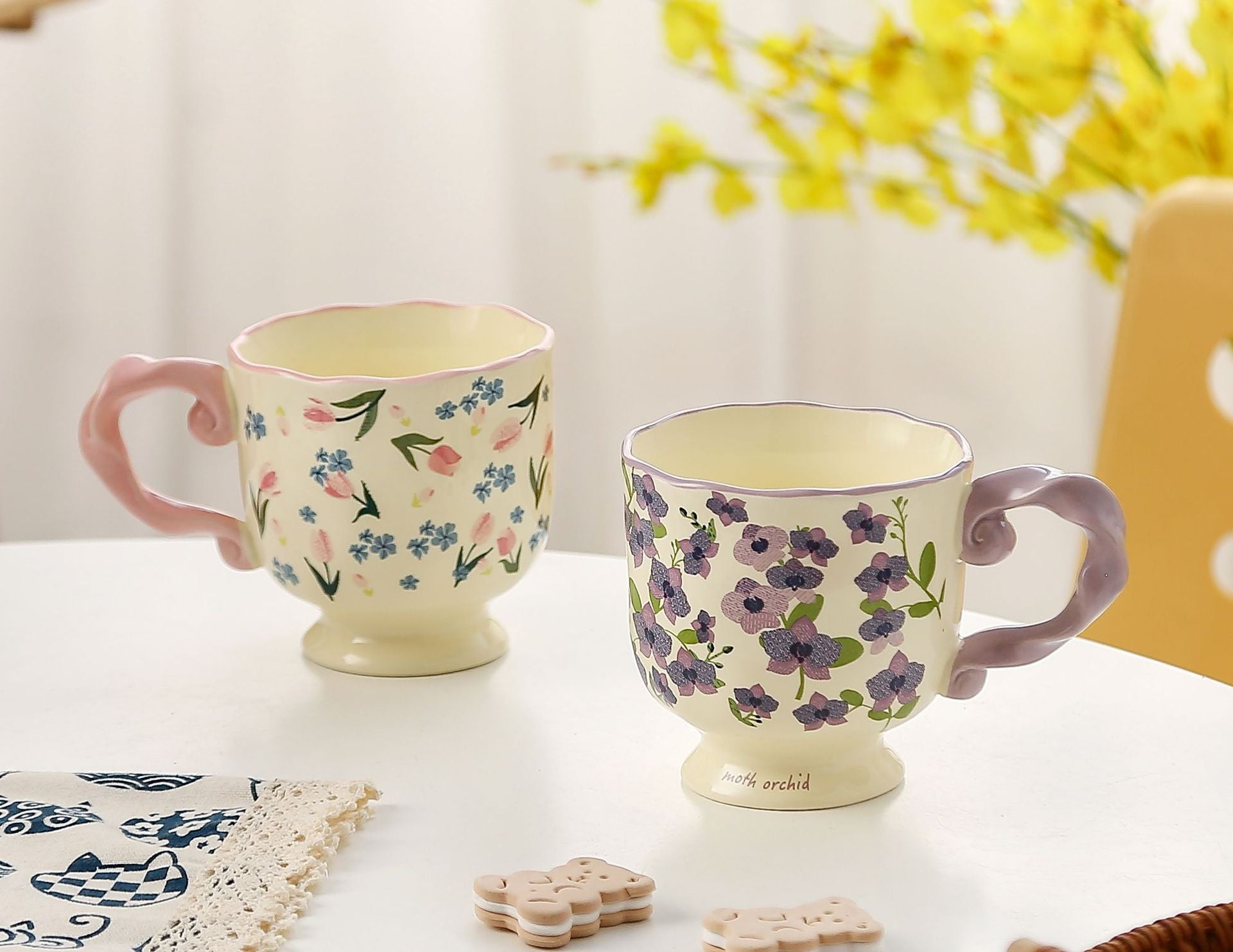 Elegant Ceramic Mug with Sculpted Handle,400ml Vintage Inspired Pedestal Design(Blue)