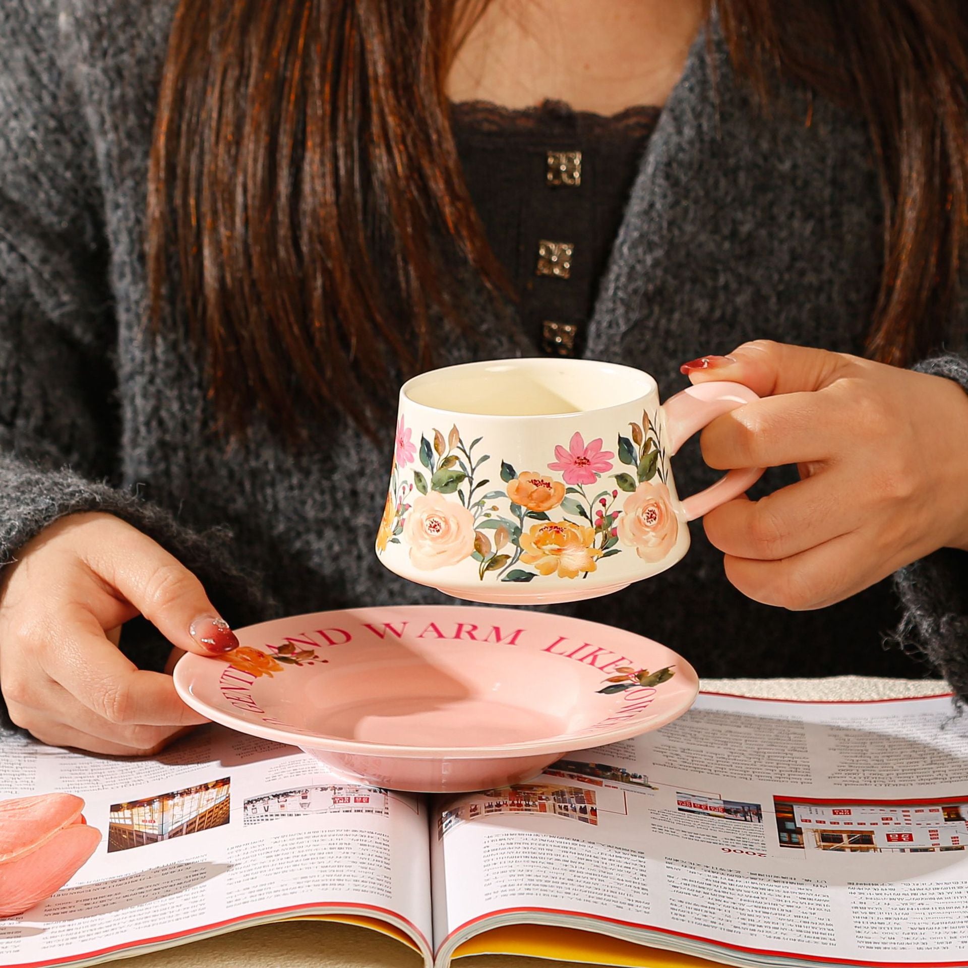 Vintage Floral Ceramic Coffee Cup & Saucer Set(White disc-green floral)
