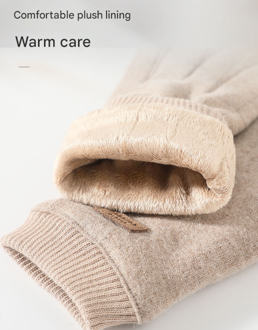 Grey Elegant Women's Wool Blend Winter Gloves - Cozy Fleece-Lined Touchscreen Warmth