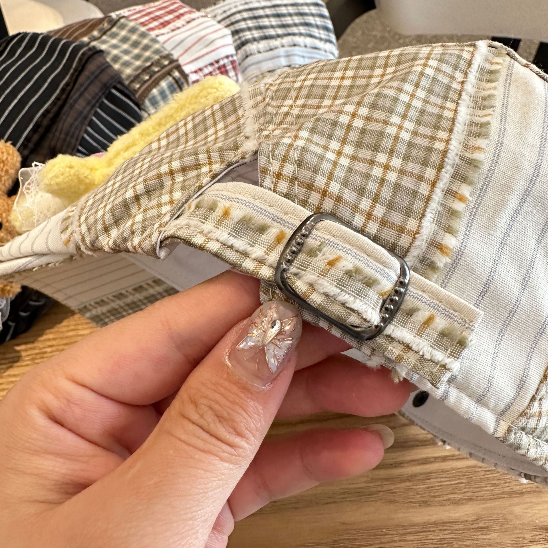Patchwork Plaid Cotton Cap with Decorative Details(red)