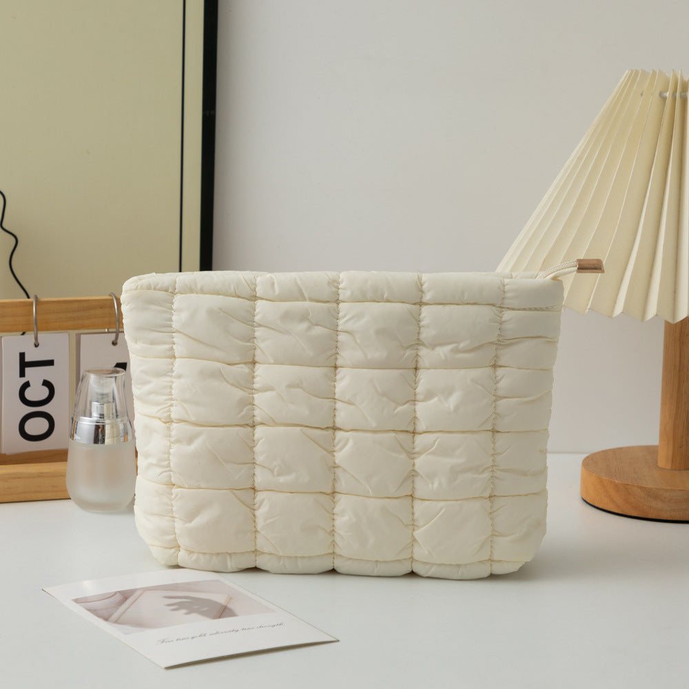 White 2 Pack Quilted Puffer Clutch Bag Set Checkered Makeup Pouch Women Fashion Cosmetic Organiser for Travel and Daily Use