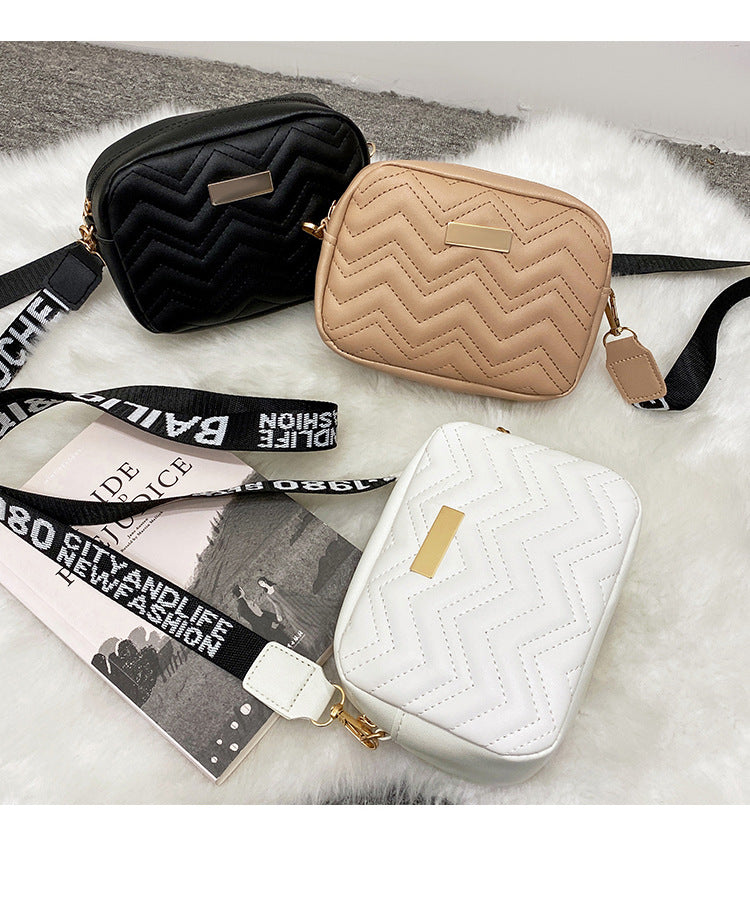 Women's White Quilted Crossbody Bag Small PU Leather Shoulder Purse with Wide Patterned Strap Ideal for Travel and Daily Use