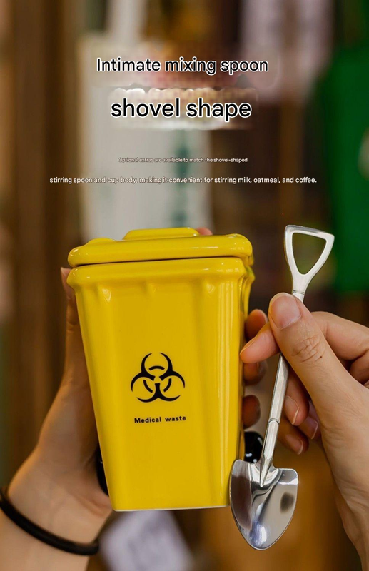 Green  Creative Trash Can Ceramic Mug with Shovel Spoon - 400ml Funny Garbage Bin Coffee Cup with Lid - Novelty Gag Gift for Birthday Christmas - Quirky Kitchen Cup for Home Office