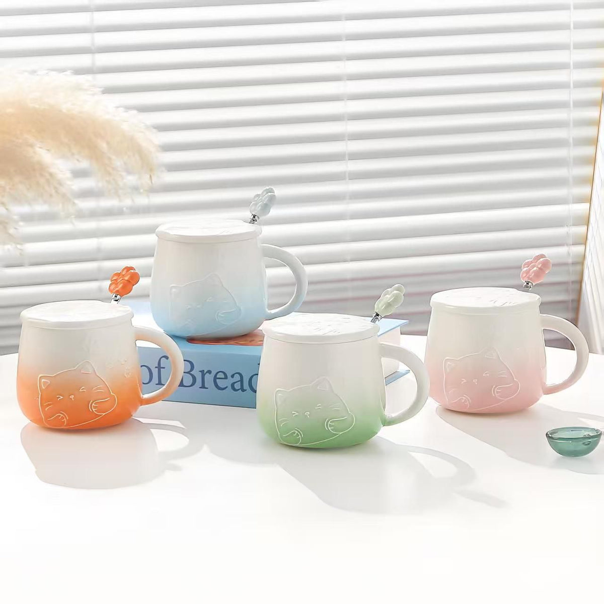 Yellow Gradient Cat Ceramic Mug with Lid and Spoon - 400ml Porcelain Coffee Cup - Adorable 3D Cat Design, Pastel Colour, Gift Box Included - Ideal for Home, Office, or as a Present for Women and Cat Lovers