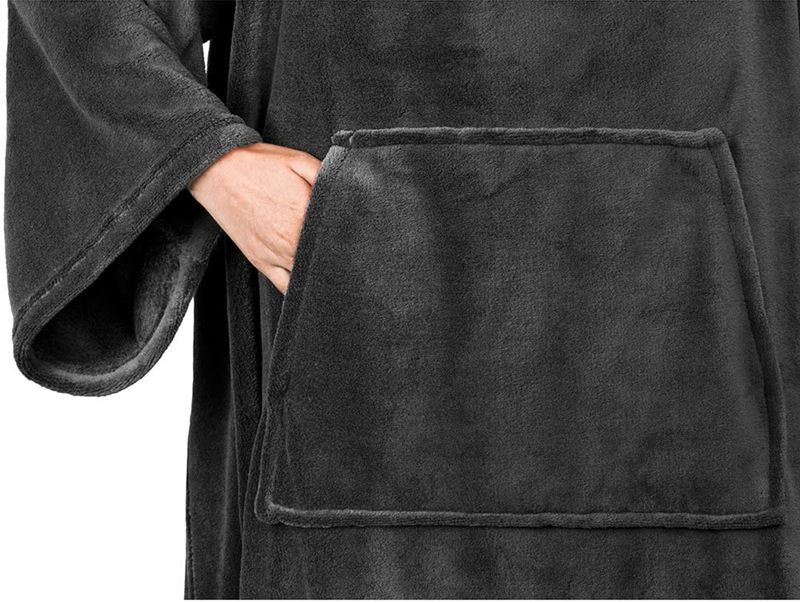 Winter Cozy Warm Loungewear Gift Set – 170 × 200CM Dark Grey Flannel Fleece Wearable Blanket with Adjustable Sleeves Large Front Pocket and Back Velcro Closure, Free XL Size Sherpa Fleece Cable Knit Anti-Slip Slipper Socks for Home Relaxation
