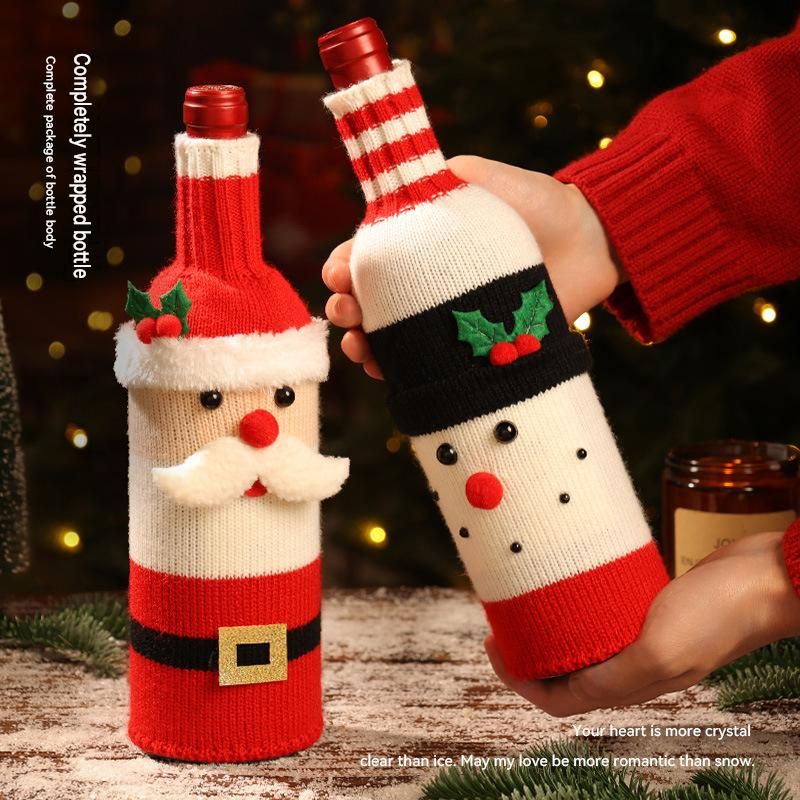 Santa Claus Style  Knitted Christmas Wine Bottle Cover - Festive Table Decor for Holiday Parties and Home Dining