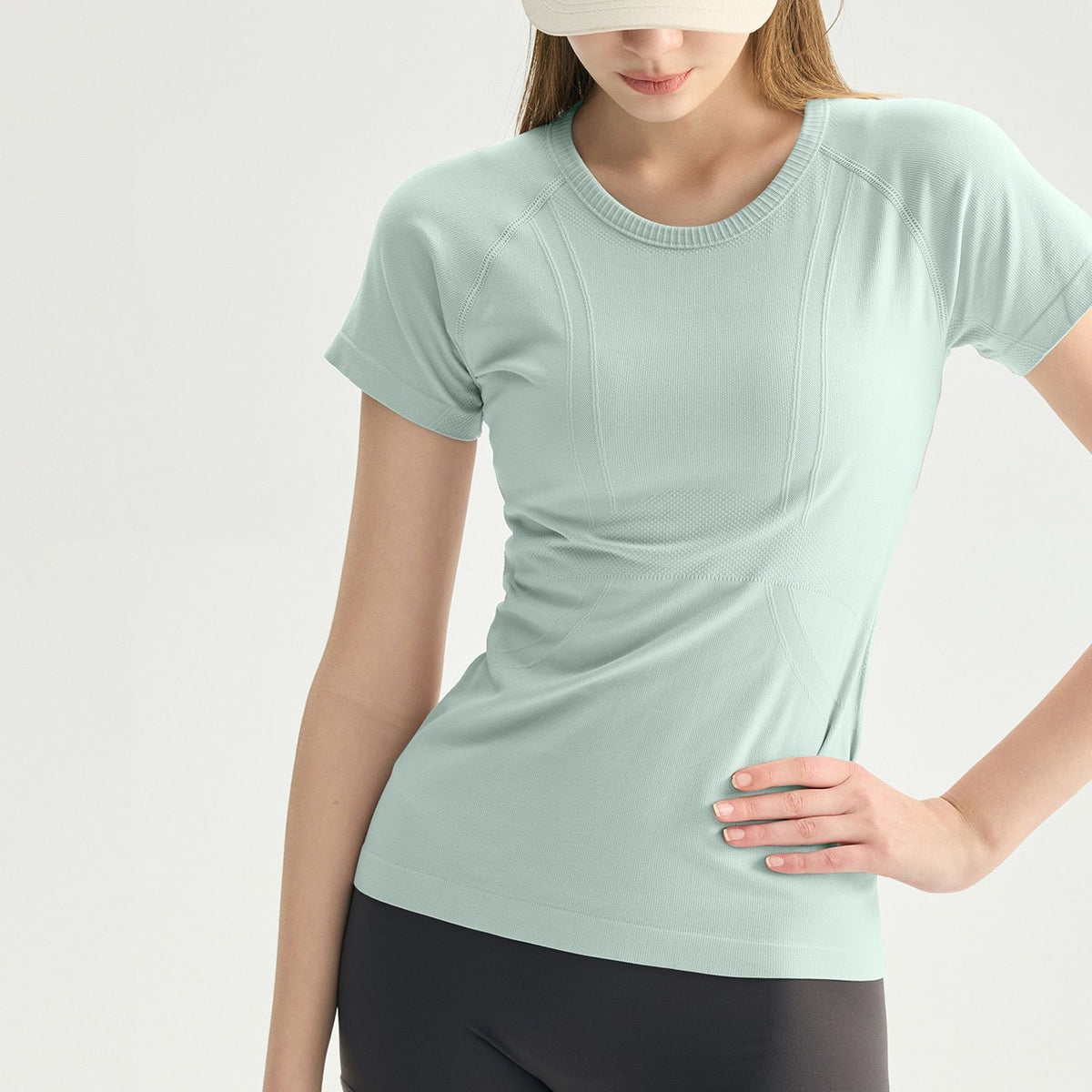 Green XL size  Seamless Yoga Top Women - Lightweight Nylon Short Sleeve Workout Shirt - Breathable Mesh Structure, Slimming Waist Fit, Quick Dry Athletic Tee for Running Gym Fitness