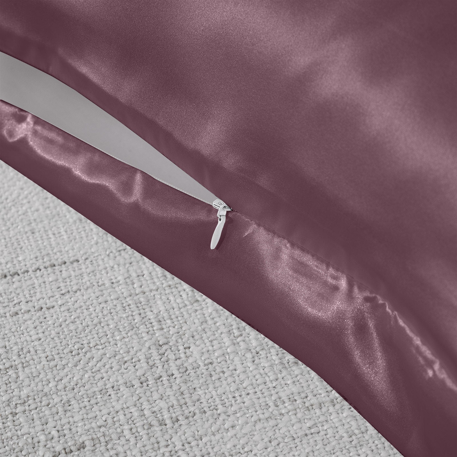 Royal Comfort Pure Silk Pillow Case 100% Mulberry Hypoallergenic Pillowcase Malaga Wine 51 x 76 cm